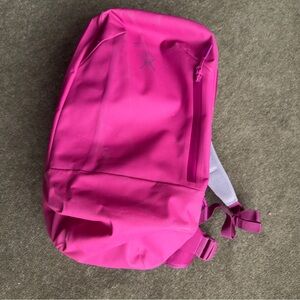 NWT Hydro Flask Journey 20l backpack waterproof with bladder